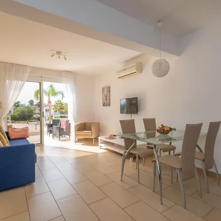 Apartment Narcissos 'nissi Beach' C3