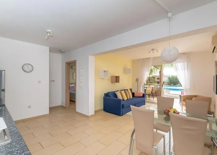 Lejlighed Narcissos 'nissi Beach' C3 *