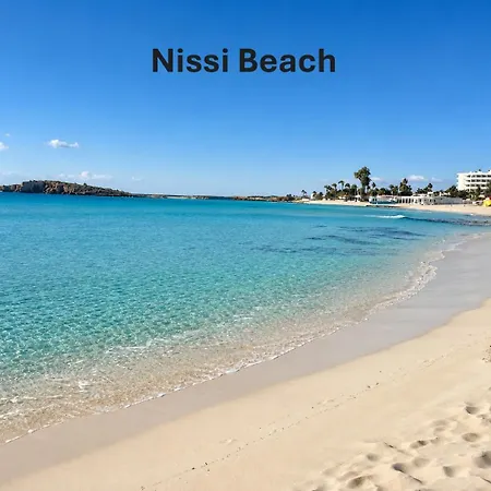 Narcissos 'nissi Beach' C3 *